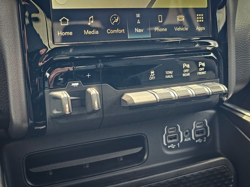 2023 RAM 1500 Big Horn Quad Cab 4x4 6'4' Box