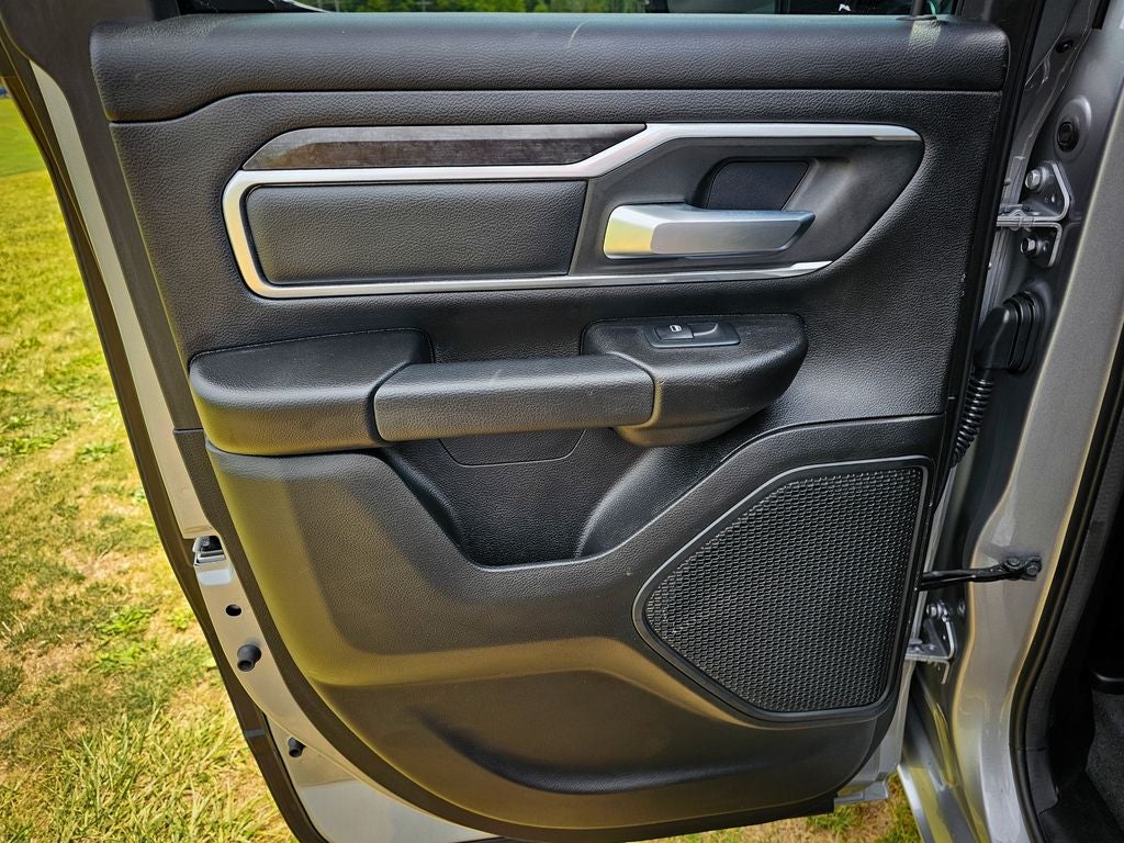 2023 RAM 1500 Big Horn Quad Cab 4x4 6'4' Box