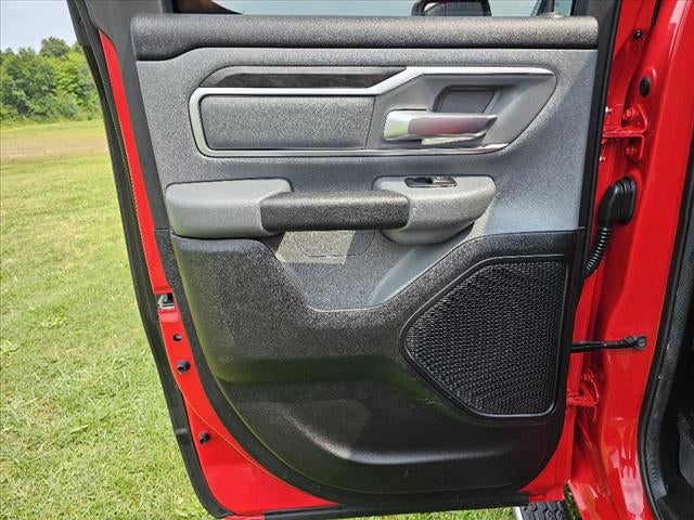 2021 RAM 1500 Big Horn Quad Cab 4x4 6'4' Box