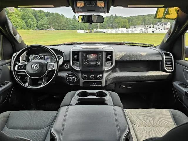 2021 RAM 1500 Big Horn Quad Cab 4x4 6'4' Box