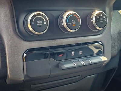 2021 RAM 1500 Big Horn Quad Cab 4x4 6'4' Box
