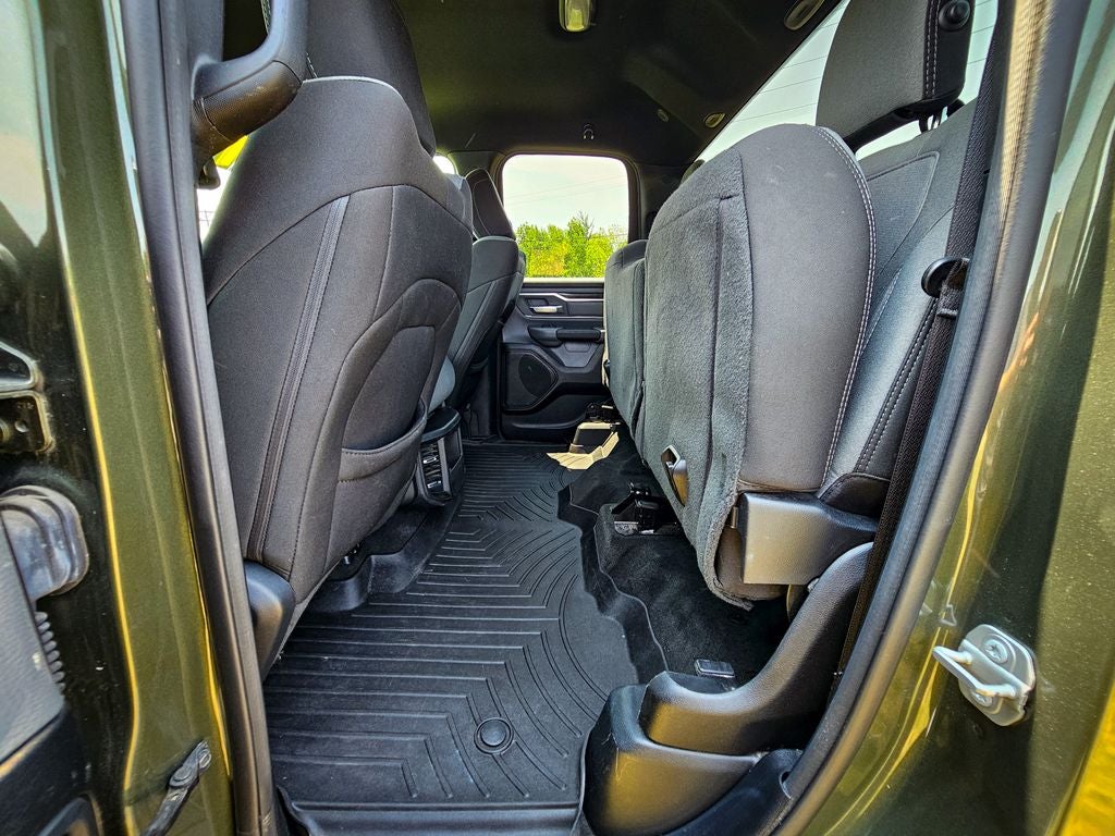 2021 RAM 1500 Big Horn Quad Cab 4x4 6'4' Box