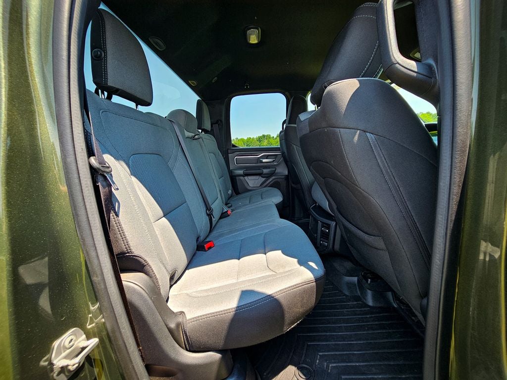 2021 RAM 1500 Big Horn Quad Cab 4x4 6'4' Box