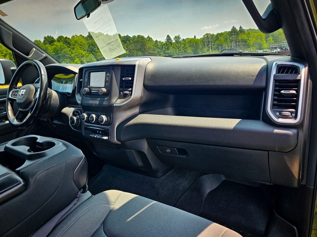 2021 RAM 1500 Big Horn Quad Cab 4x4 6'4' Box