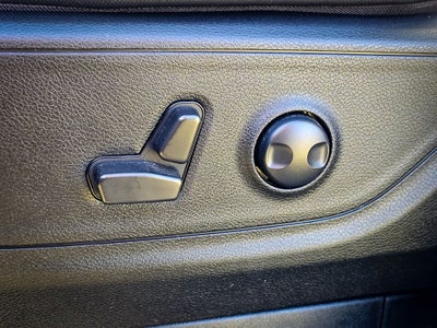 2022 RAM 1500 Big Horn Quad Cab 4x4 6'4' Box