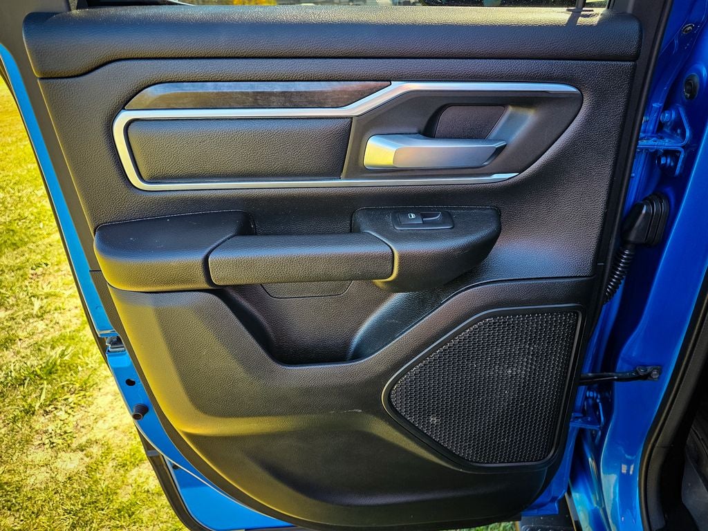 2022 RAM 1500 Big Horn Quad Cab 4x4 6'4' Box