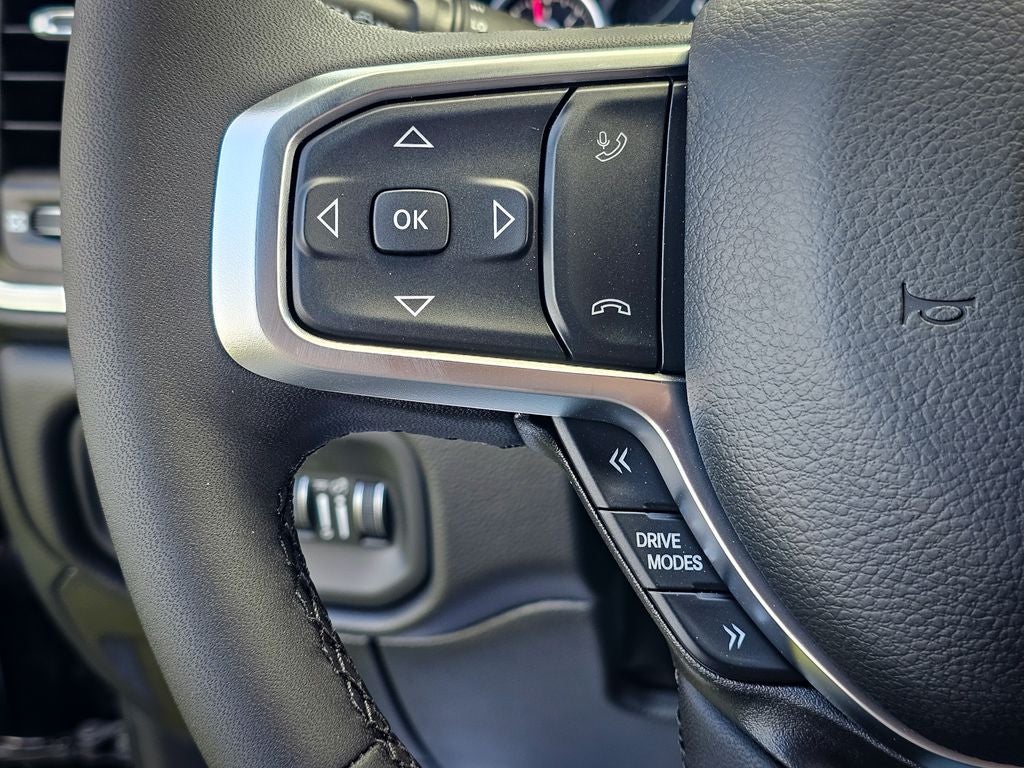 2027 RAM Ram 1500 RAM 1500 BIG HORN CREW CAB 4X4 5'7' BOX