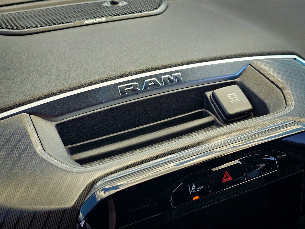 2027 RAM Ram 1500 RAM 1500 BIG HORN CREW CAB 4X4 5'7' BOX