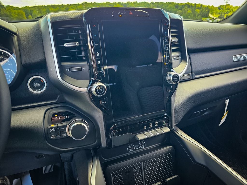 2027 RAM Ram 1500 RAM 1500 BIG HORN CREW CAB 4X4 5'7' BOX