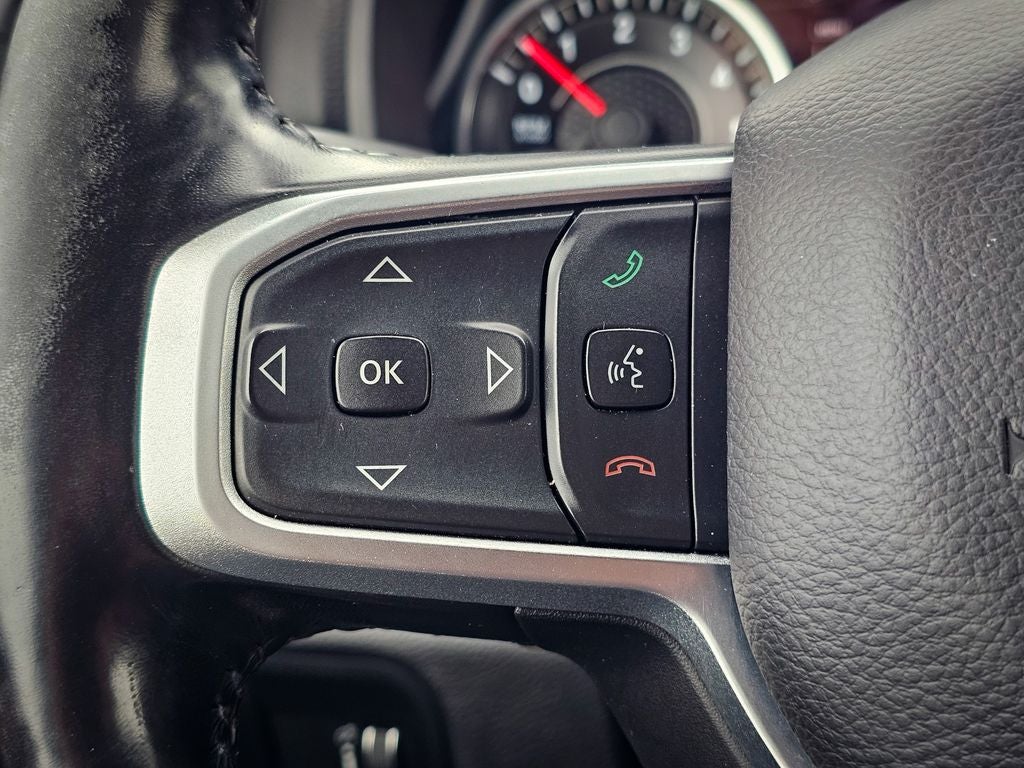 2020 RAM 1500 Big Horn Crew Cab 4x4 5'7' Box