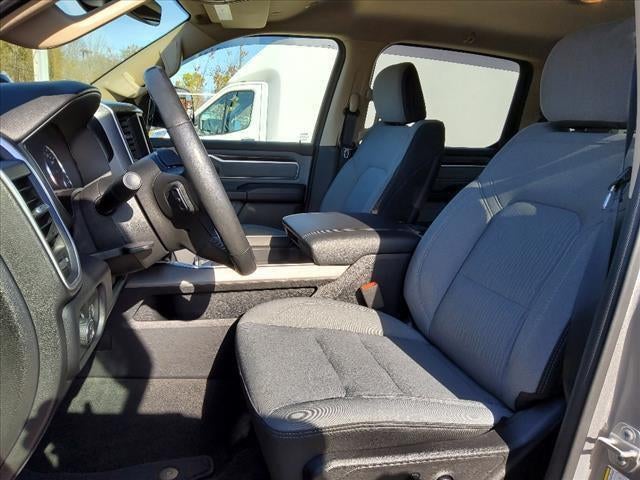 2020 RAM 1500 Big Horn Crew Cab 4x4 5'7' Box