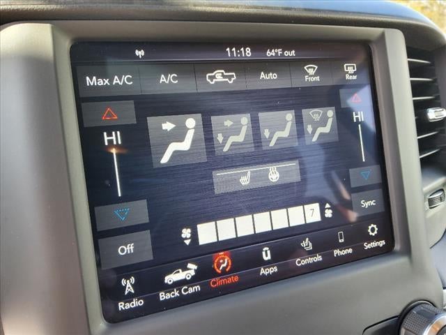 2020 RAM 1500 Big Horn Crew Cab 4x4 5'7' Box