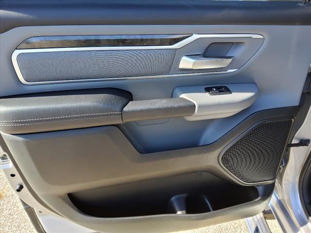 2020 RAM 1500 Big Horn Crew Cab 4x4 5'7' Box