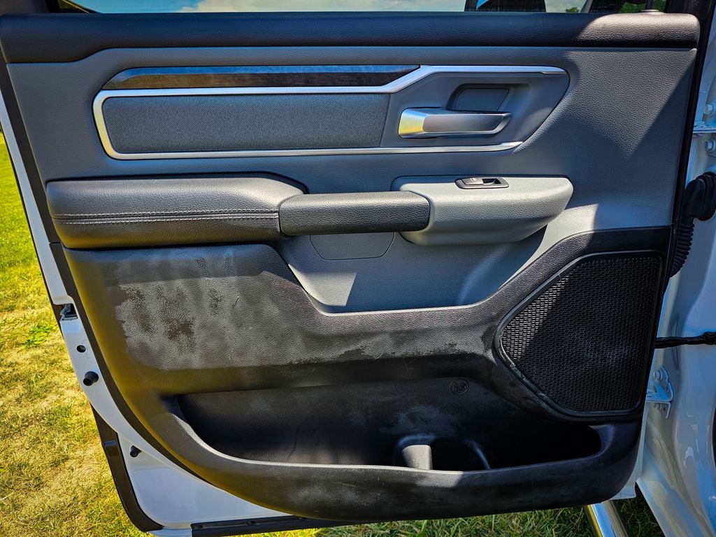2020 RAM 1500 Big Horn Crew Cab 4x4 5'7' Box