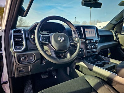 2026 RAM Ram 1500 RAM 1500 EXPRESS CREW CAB 4X4 5'7' BOX