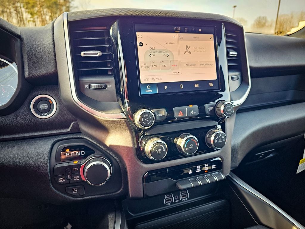 2026 RAM Ram 1500 RAM 1500 EXPRESS CREW CAB 4X4 5'7' BOX