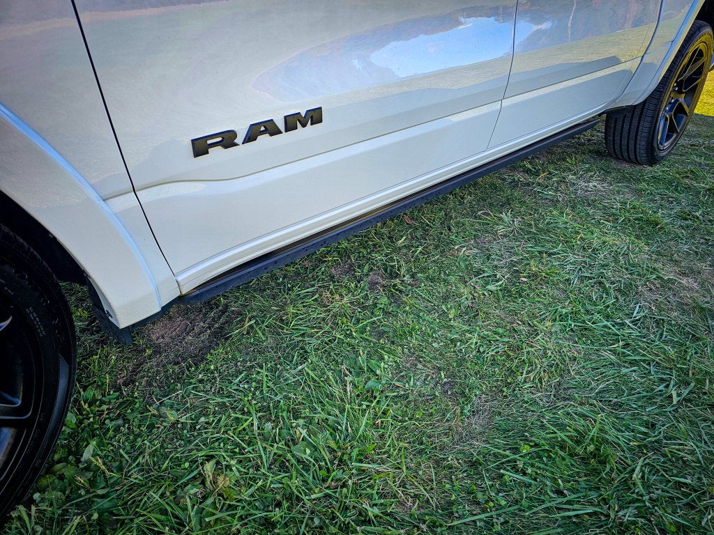 2025 RAM Ram 1500 Laramie Crew Cab 4x4 5'7' Box