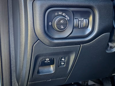 2025 RAM Ram 1500 Laramie Crew Cab 4x4 5'7' Box