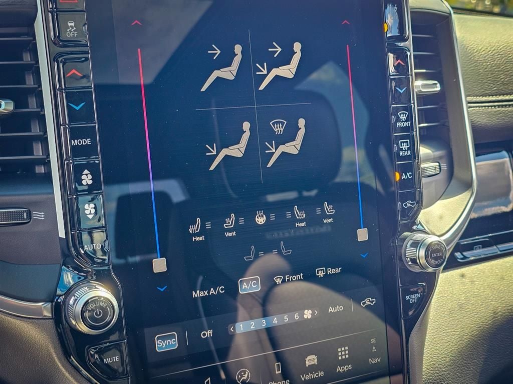 2026 RAM Ram 1500 RAM 1500 LARAMIE CREW CAB 4X4 5'7' BOX