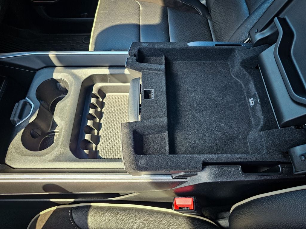2023 RAM 1500 Laramie Crew Cab 4x4 5'7' Box