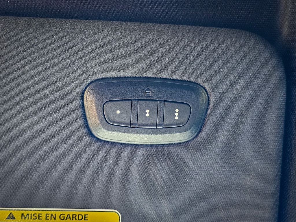2023 RAM 1500 Laramie Crew Cab 4x4 5'7' Box