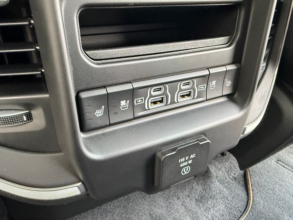 2026 RAM 1500 Tungsten Crew Cab 4x4 5'7' Box