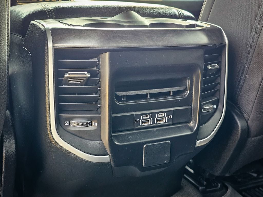 2023 RAM 1500 Big Horn Crew Cab 4x4 6'4' Box