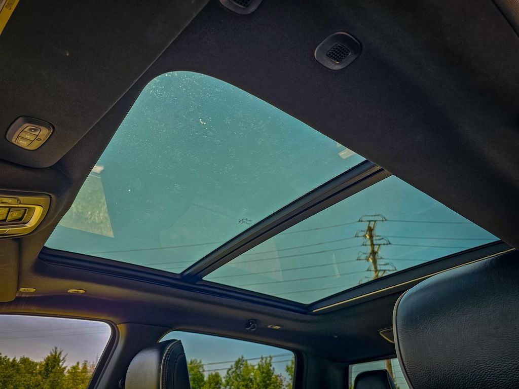 2019 RAM 1500 Limited Crew Cab 4x4 6'4' Box