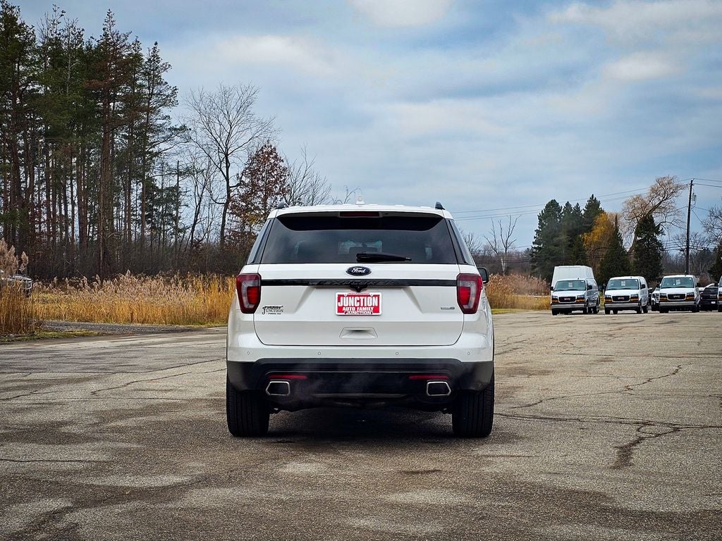 2016 Ford Explorer Sport