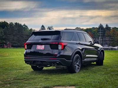 2025 Ford Explorer ST