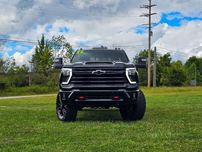 2025 Chevrolet Silverado 2500HD 4WD Crew Cab Standard Bed LTZ