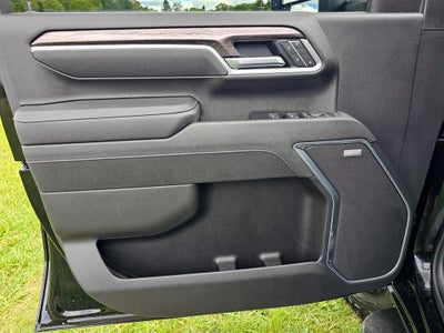 2025 Chevrolet Silverado 2500HD 4WD Crew Cab Standard Bed LTZ