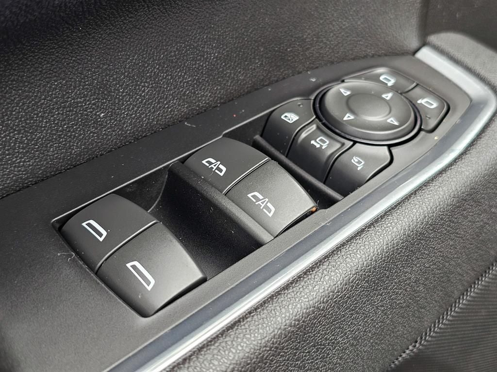 2025 Chevrolet Silverado 2500HD 4WD Crew Cab Standard Bed LTZ