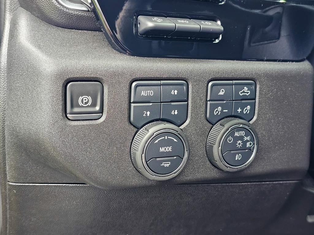 2025 Chevrolet Silverado 2500HD 4WD Crew Cab Standard Bed LTZ