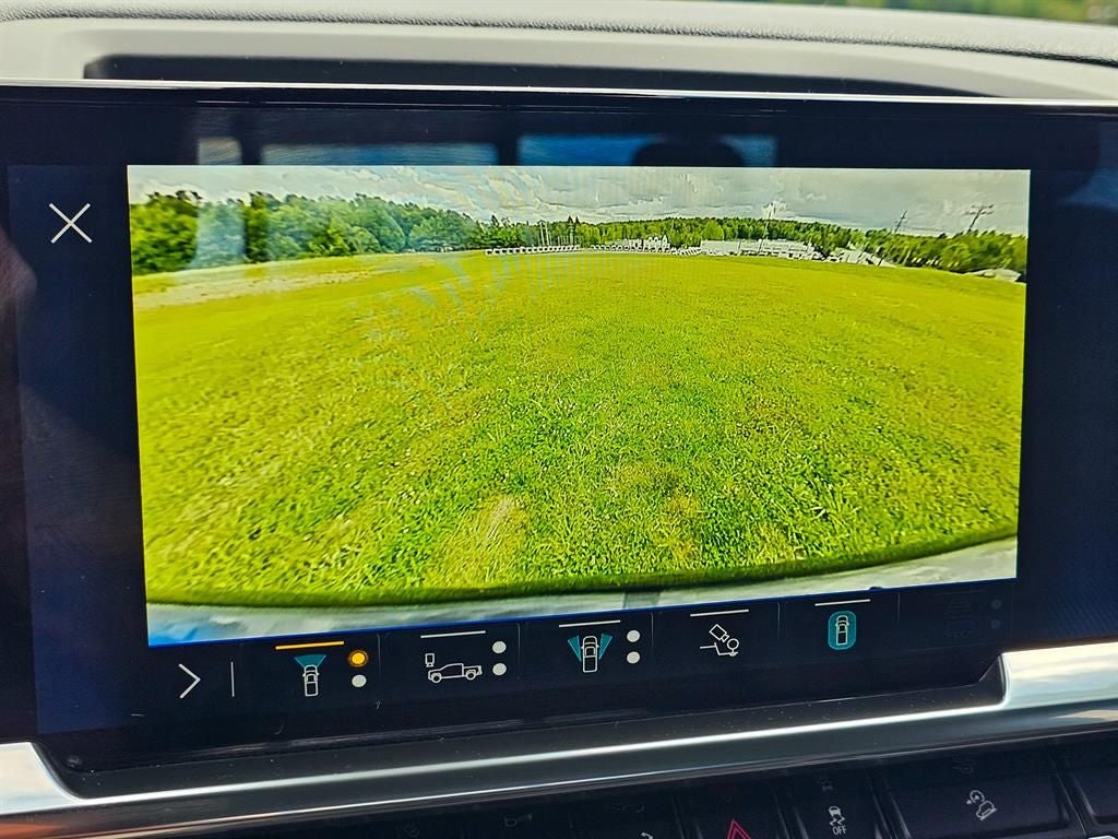 2025 Chevrolet Silverado 2500HD 4WD Crew Cab Standard Bed LTZ