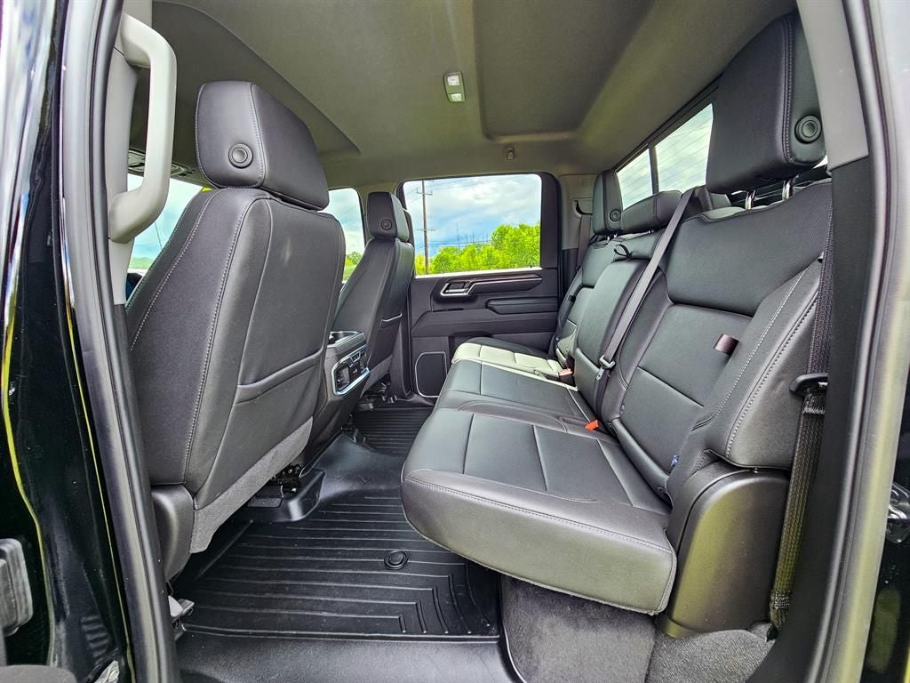 2025 Chevrolet Silverado 2500HD 4WD Crew Cab Standard Bed LTZ