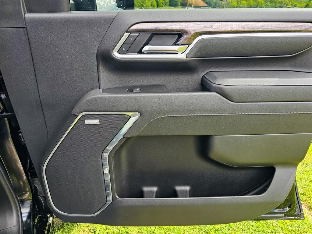 2025 Chevrolet Silverado 2500HD 4WD Crew Cab Standard Bed LTZ