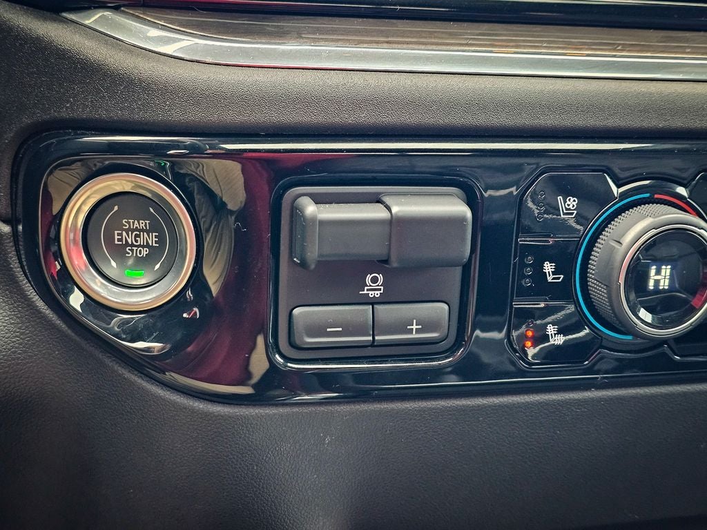 2024 Chevrolet Silverado 2500HD 4WD Crew Cab Standard Bed LTZ