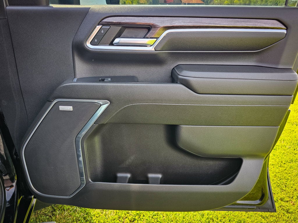 2024 Chevrolet Silverado 2500HD 4WD Crew Cab Standard Bed LTZ