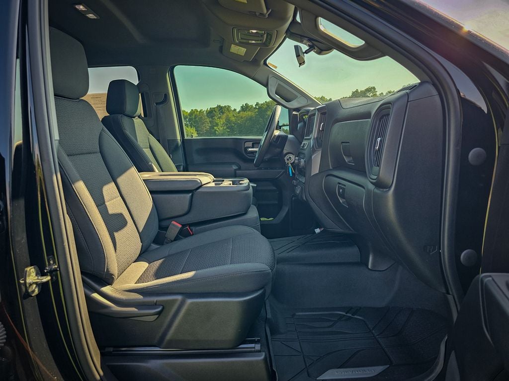 2022 Chevrolet Silverado 2500HD 4WD Double Cab Standard Bed WT