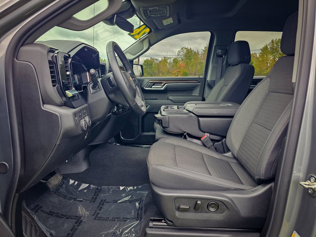 2026 Chevrolet Silverado 1500 4WD Crew Cab Short Bed LT with 2FL