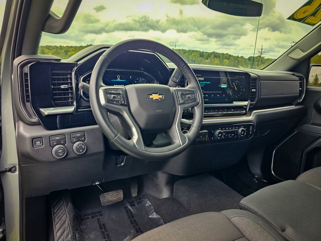 2026 Chevrolet Silverado 1500 4WD Crew Cab Short Bed LT with 2FL