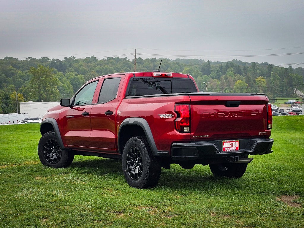 2023 Chevrolet Colorado 4WD Crew Cab Short Box Trail Boss
