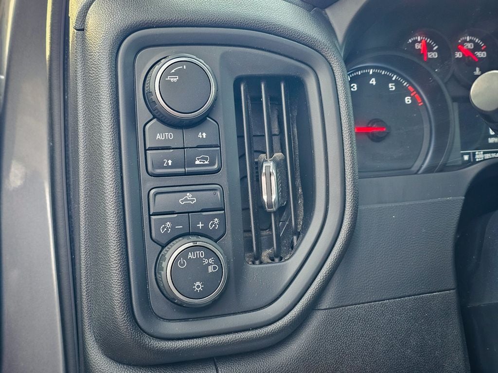 2019 Chevrolet Silverado 1500 Custom