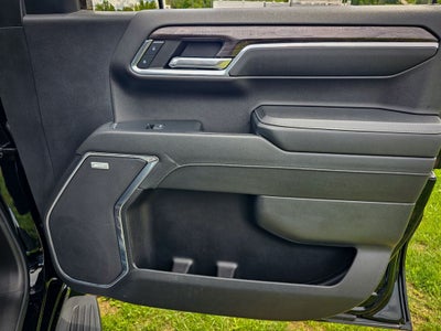 2023 Chevrolet Silverado 1500 4WD Crew Cab Short Bed LTZ