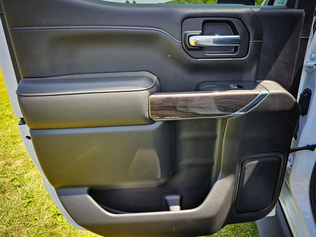 2022 Chevrolet Silverado 1500 LTD 4WD Crew Cab Short Bed LTZ