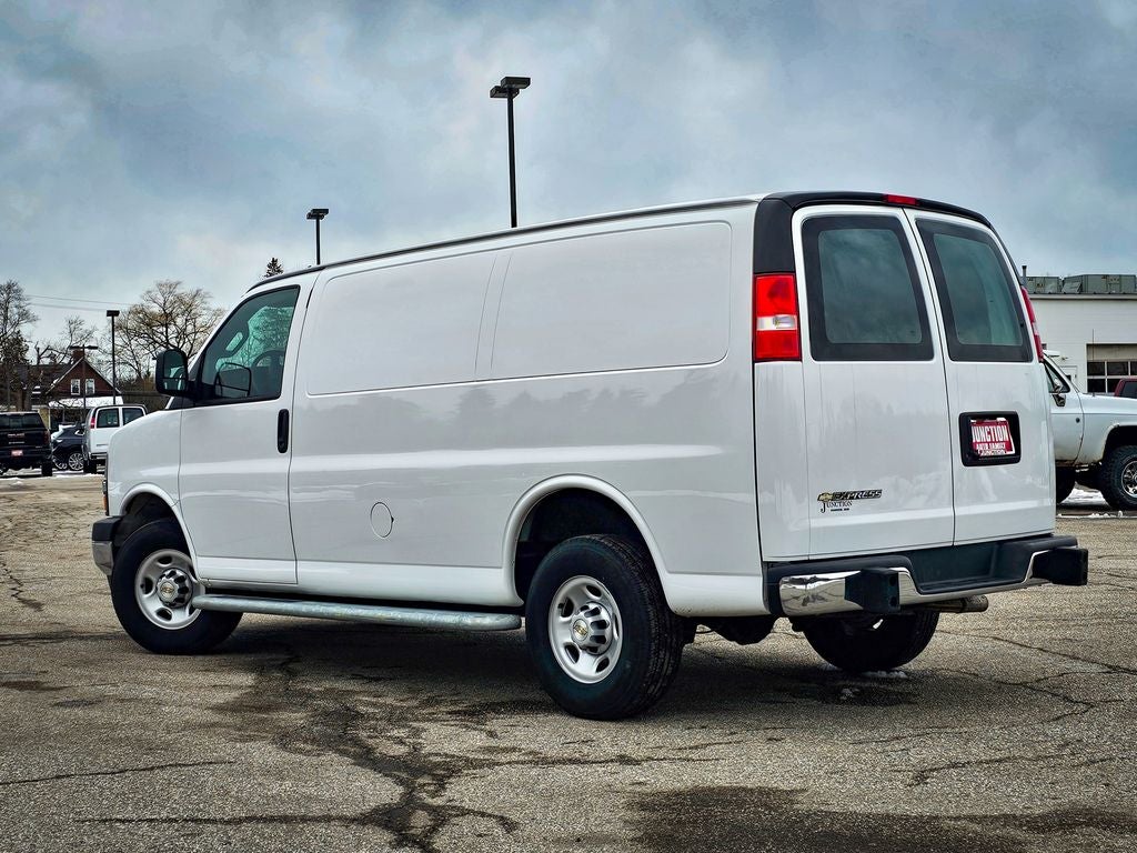 2024 Chevrolet Express Cargo RWD 2500 Regular Wheelbase WT