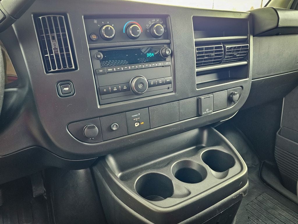2024 Chevrolet Express Cargo RWD 2500 Regular Wheelbase WT