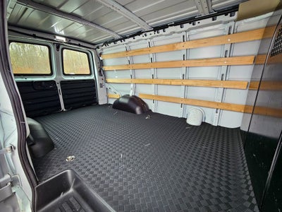 2024 Chevrolet Express Cargo RWD 2500 Regular Wheelbase WT