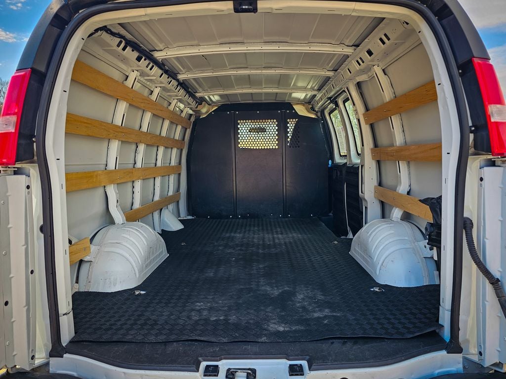 2024 Chevrolet Express Cargo RWD 2500 Regular Wheelbase WT